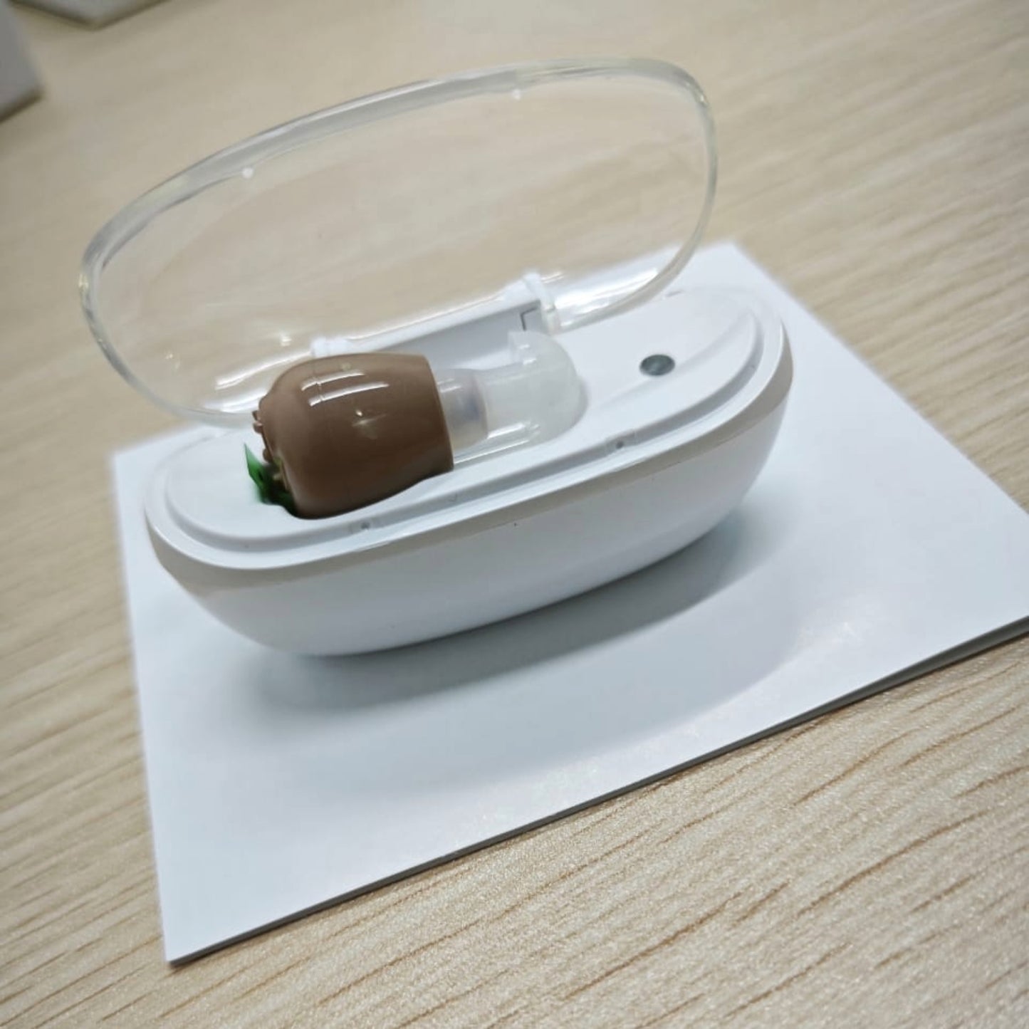 Rechargeable Single In Ear Hearing Amplifier